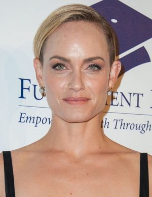 Amber Valletta