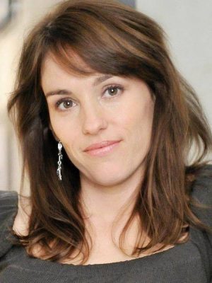 Amy Jo Johnson