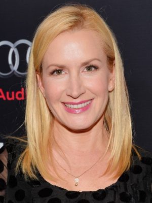 Angela Kinsey