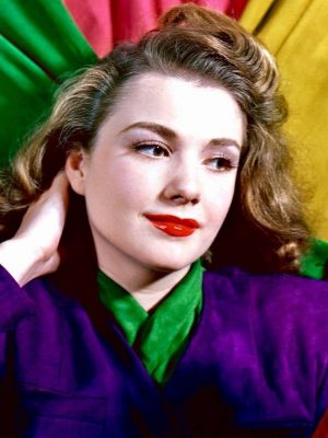 Anne Baxter