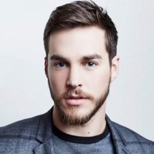 Chris Wood (rock musician)