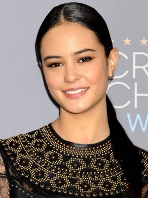 Courtney Eaton