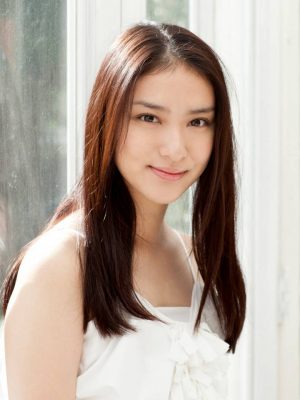 Emi Takei