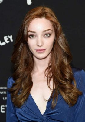 Emma Dumont