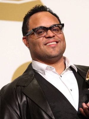 Israel Houghton