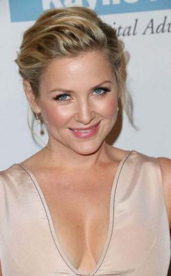 Jessica Capshaw