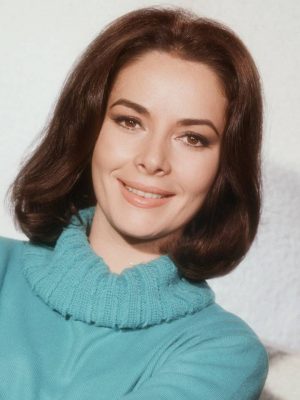 Karin Dor