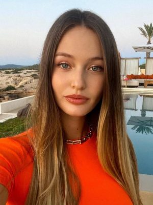 Kristina Romanova