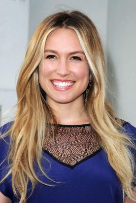 Sarah Carter