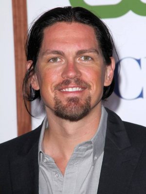 Steve Howey