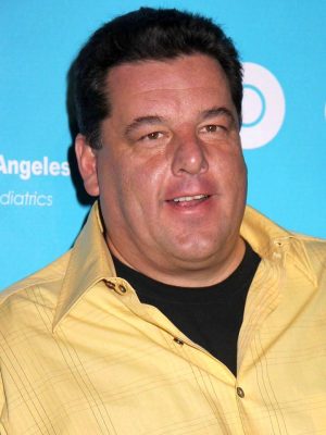 Steve Schirripa