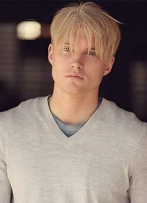 Toby Hemingway