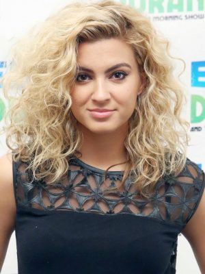 Tori Kelly