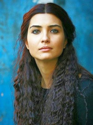 Tuba Buyukustun