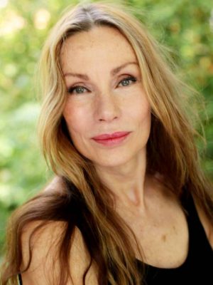 Virginia Hey